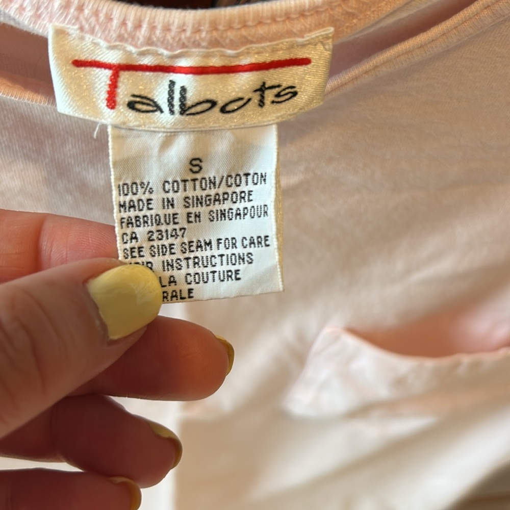 Talbots Pink Tank Top, size small, has front pocket, sleeveless, 100% cotton - Picture 3 of 5